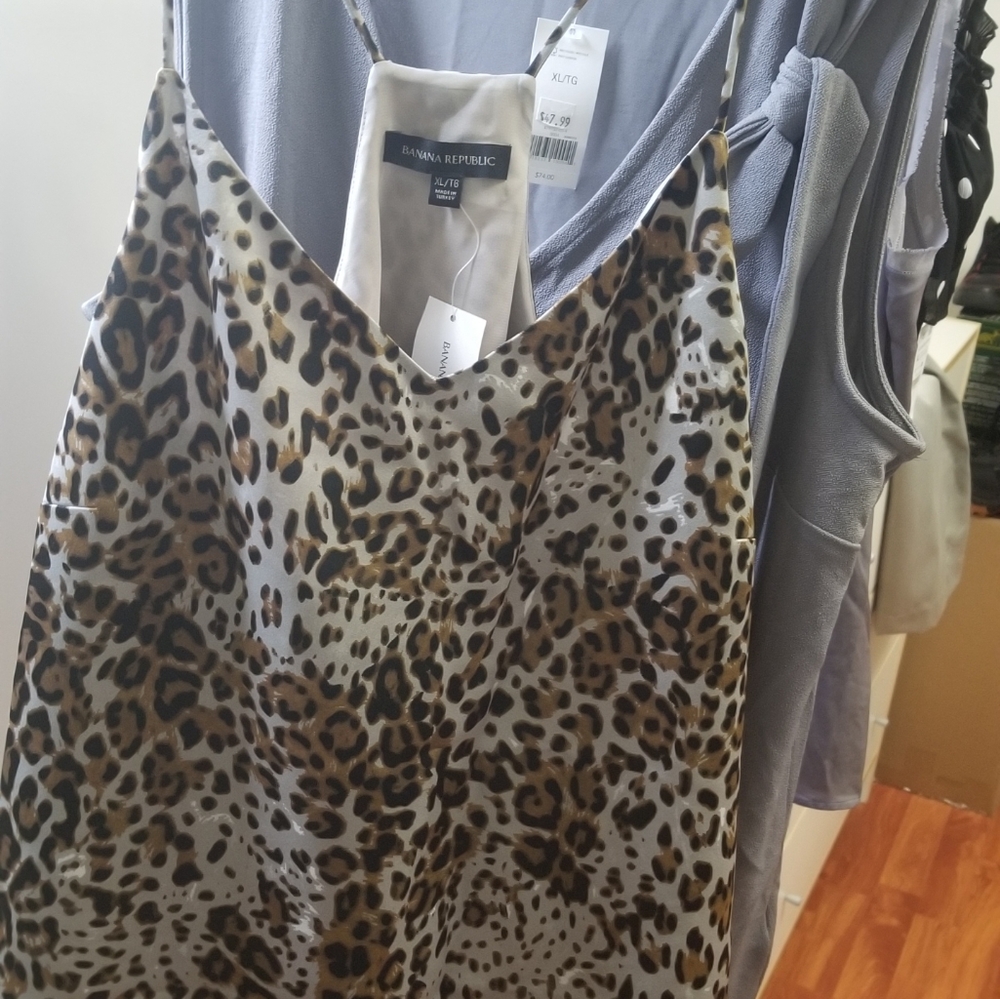 Lot Womens Blouse Banana Republic 9pcs